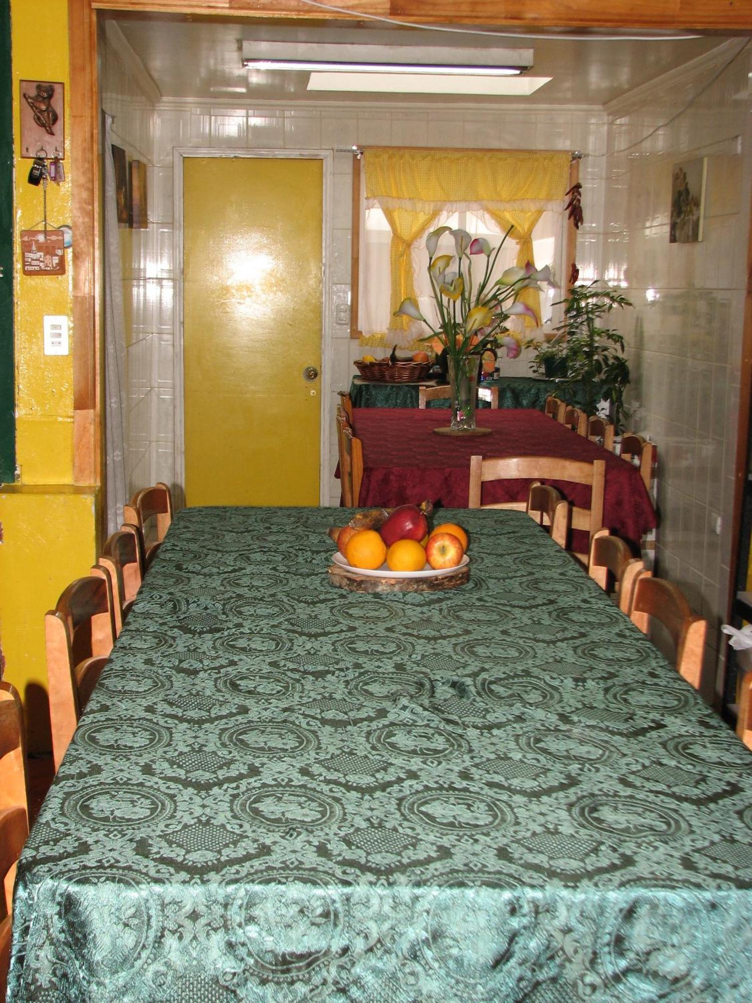 Hostal El Mirador Пунта-Аренас Екстер'єр фото